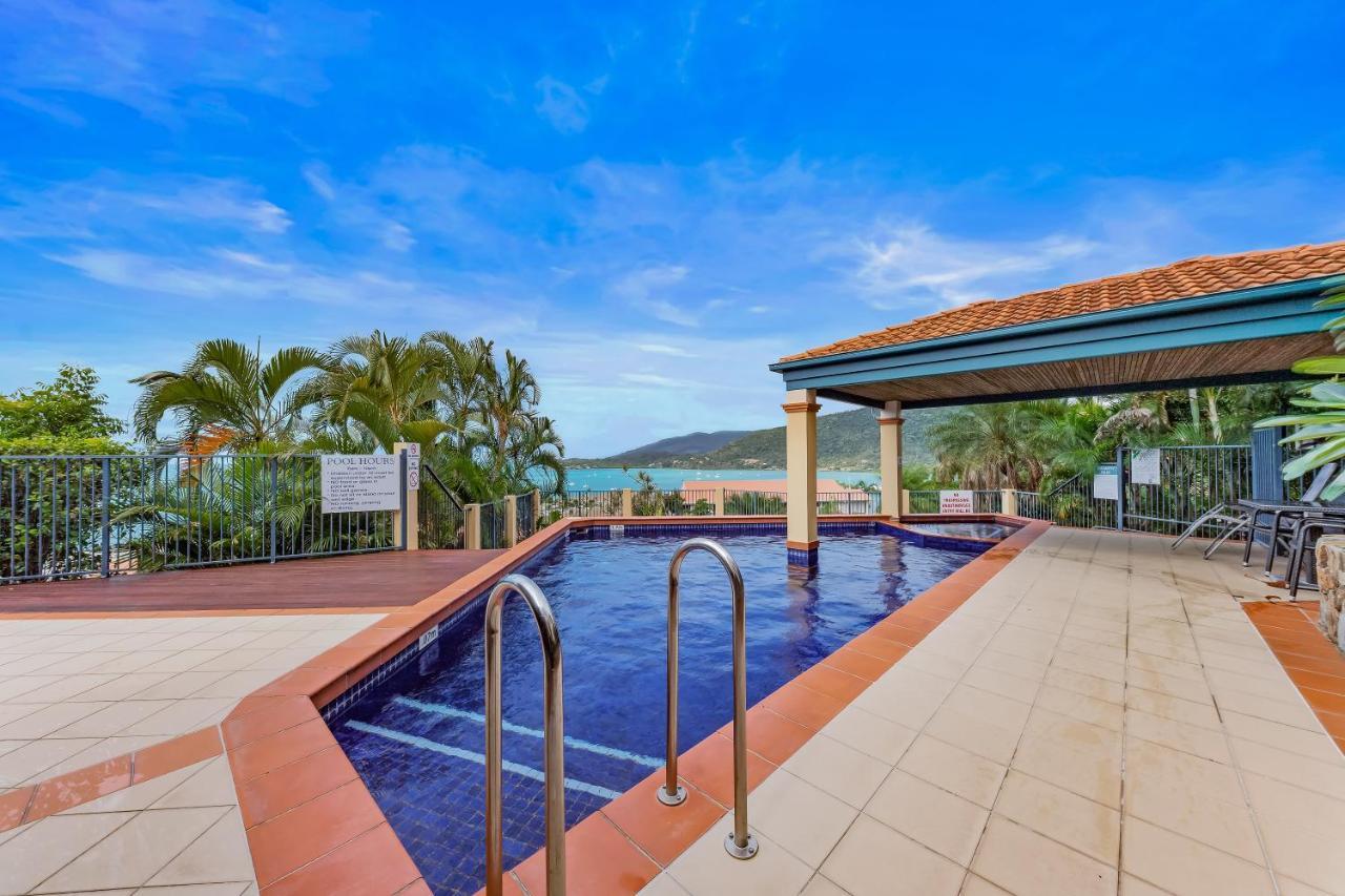 Airlie Ocean Paradise Airlie Beach Bagian luar foto